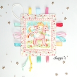 ✨新作☆ハローベイビー☺️タグいっぱいシャカシャカベビーおもちゃ☆ビビッド系☆    