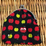 くぅちゃんのがま口財布
