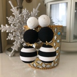大人気色♡ボンボンピアス