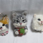 早い者勝ち！羊毛フェルト　リアルで可愛い猫ブローチ＆チャーム　3点秋冬福袋　ゆこりん工房　アクセサリー