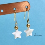 天然石★starピアス／イヤリング マザーオブパール