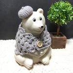 【再販】しろくま貯金箱 ストールとベレー帽（ベージュ）