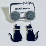 黒猫ピアス
