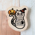 ハロウィン刺繍ブローチ　猫