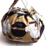 『Colon●巾着bag 』(大)■北欧テイストVintage flower／(クラシックベージュ )