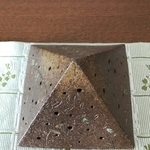 ピラミッド香炉