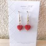 ふっくらした真っ赤なハートがシンプルで大人可愛いピアス/イヤリング