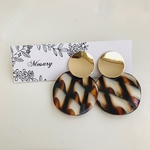 【人気再販限定1つ!!】*モダンマーブル brown×whiteピアス/イヤリング