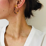 brown×yellowマーブル柄おおぶりフープ/ピアス/イヤリング