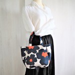 ★トートバッグ★　北欧風　コロンと可愛いバルーントートバッグ