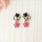 大人可愛いお花ピアス（黒猫・ビジュー）くろねこ