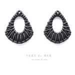 【4個 40×34mm】ブラック アクリル ラタン ドロップ フープ  チャーム  