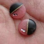 小ぶりなツートンピアス/イヤリング