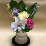 ケース付きプリザーブドフラワーのミニ仏花Ａ
