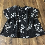  SALE130㎝うしろリボントップス  ハーフリネンくろ花柄