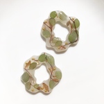 花の中に葉／ピアス・イヤリング