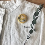 刺繍ブローチ
