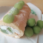 シャインマスカットのシャルロットロールケーキ 10cm