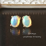14kgf✳︎宝石質オパールのオーバルピアス