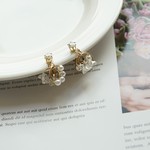 小粒パールたくさん!!ダブルリングイヤリング＆ピアス  合金/樹脂ピアス/ウェディング/パーティー/結婚式二次会/シンプル/パール