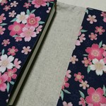 【hirotan5450様ご注文分】御朱印帳ケース　濃紺に花柄　