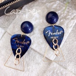 ピックトライアングルブルーピアス/イヤリング