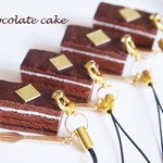 ビターチョコレートケーキのストラップ