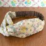 flower×vintage❁ 刺繍入りコットンのクロスヘアバンド ~natural yellow~