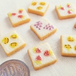 【 お盆セール品 】( 受注製作 ) ♡フルーツ柄トースト (パン・ミニチュアフード, フェイクフード, 食品サンプル, ドール用品小物)