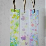 春の3種の花の栞(しおり) ミモザ・スミレ・桜　パステルアートのブックマーク
