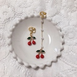 ~asymmetry cherry pearl earring~ 🍒