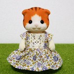 シルバニアファミリー　大人用　ワンピース　パープル系　小花柄　服　着せ替え　シルバニア