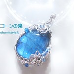 ラブラドライトペンダント（ワイヤージュエリー☆ワイヤーアクセサリー☆ワイヤーラッピング天然石ネックレス）