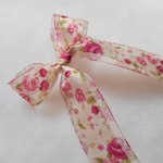 薔薇柄オーガンジー　ベージュ色　26ｍｍ　3ｍ