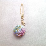 リネンと刺繍の花刺繍のバックチャーム＆ブローチQ
