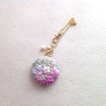 リネンと刺繍の花刺繍のバックチャーム＆ブローチS