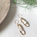 goldフレームとサンゴピアス/イヤリング