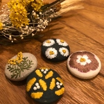 刺繍ヘアゴム