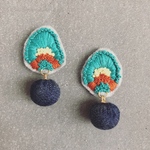 emerald green×denim刺繍ピアス
