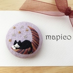 月夜の猫ちゃん🌙🐈⭐︎刺繍ブローチ