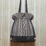 ニット柄×レザー柄のきんちゃくバッグ＊グレー系