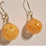 オレンジボールピアス