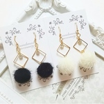 【全19色♡】 ファーボールピアス