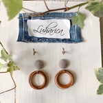 403 グレーコーデュロイカボションとウッドリングのピアス  ルハリカ