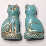 チェコビーズ　鎮座してるねこ　ブルーターコイズ　２匹