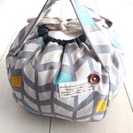『Colon●巾着bag 』(大)■北欧テイスト／Herringbone check(グレー )
