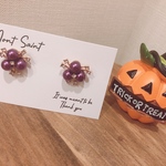 秋の実ビジューピアス☆パープル