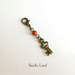 Unlock ＊ レッドジャスパーと鍵のチャームストラップ