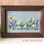 🌿ch様ご予約品（ハーブガーデン・手刺繍 額飾り）です(*^^*)