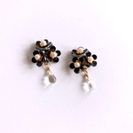 monotone flower＊イヤリング／ピアス
